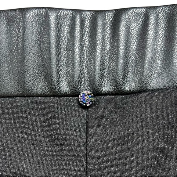 🌻Adrienne Landau Onyx Black Vegan Leather Trim Trouser Pants Rhinestone Size M - Picture 6 of 9